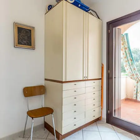 Olbia, Near Costa Smeralda Airport Apartment