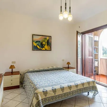 Olbia, Near Costa Smeralda Airport Apartment
